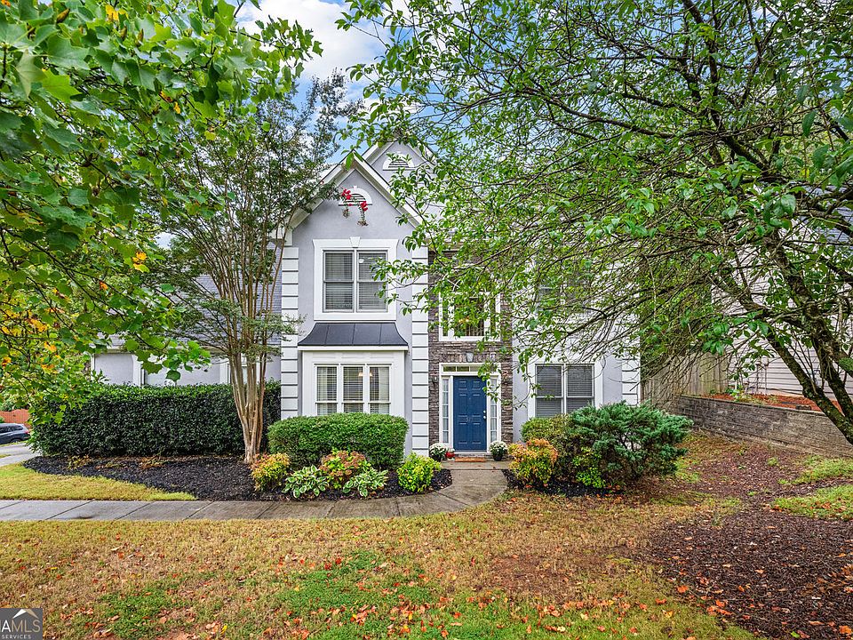 1st image of 515 Camber Woods Dr