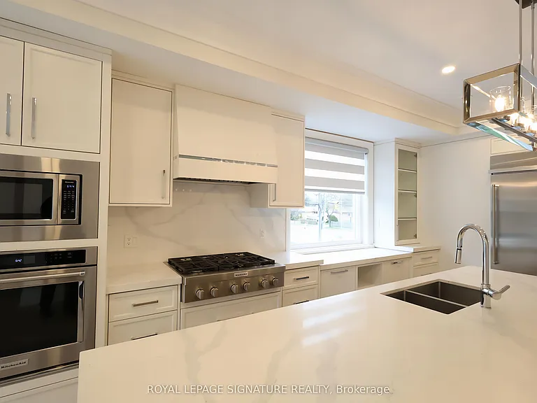 3062 Bayview Ave — Photo 9