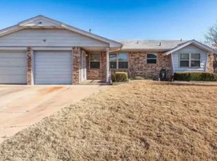 306 SW 68th St, Lawton, OK 73505