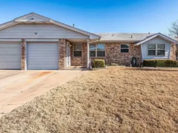306 SW 68th St, Lawton, OK 73505