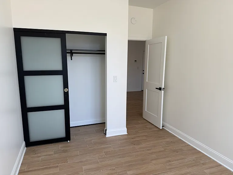 222 N Genesee St #207 — Photo 9