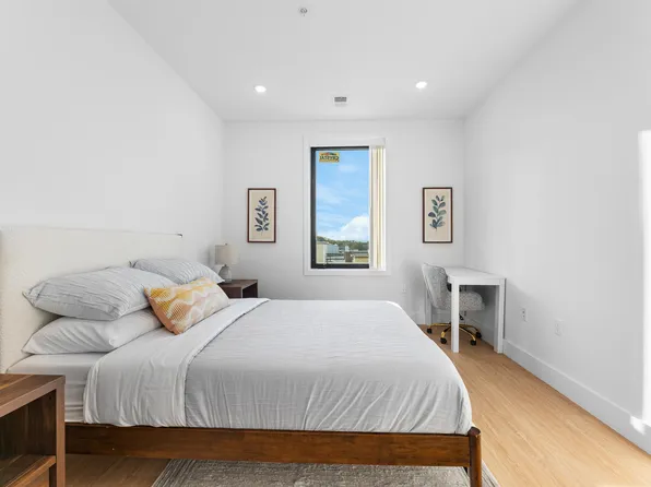 30 3 Vroom Street image 11 of 16