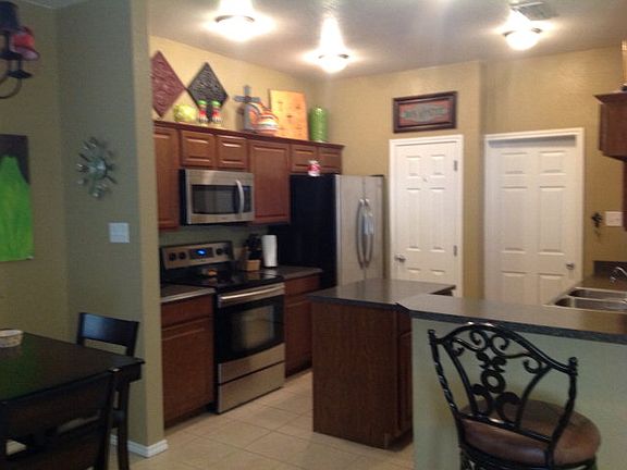 2nd image of 17 Vista Crest Ct