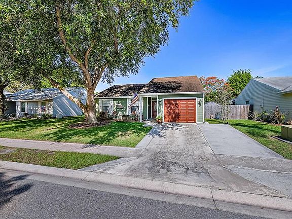 2nd image of 208 Woodbridge Dr