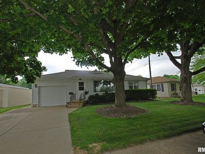 4 Alexander Ln, Bartonville, IL, 61607