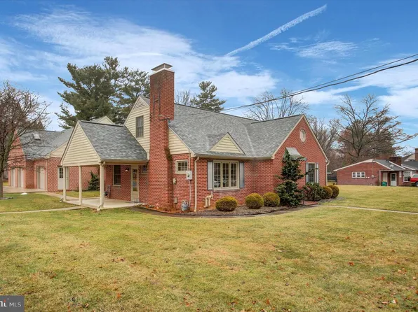 1566 Wilson Ave, Chambersburg, PA 17201