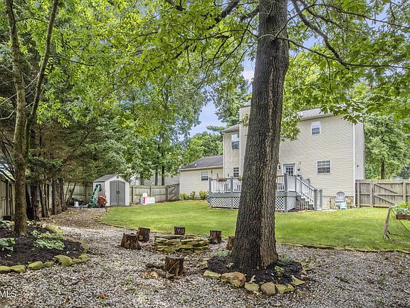 5th image of 7308 Willette Ct