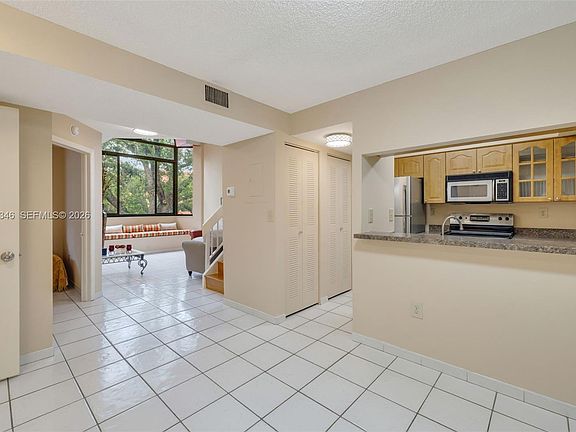 5th image of 15485 Miami Lakeway N APT 208-2
