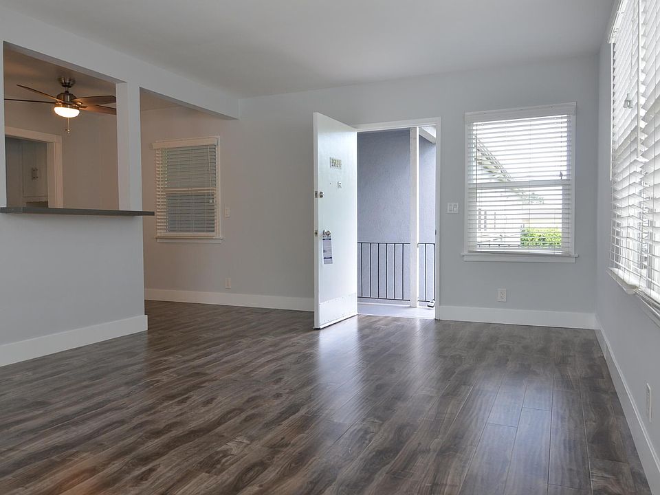 1st image of 3580 S Centinela Ave #3582-3/4