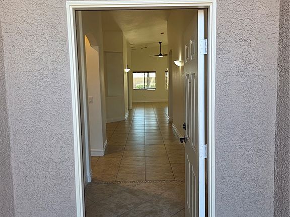 5th image of 9580 Tyler Rose St