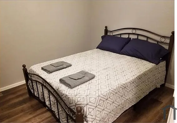 2409 Doreen St — Photo 6