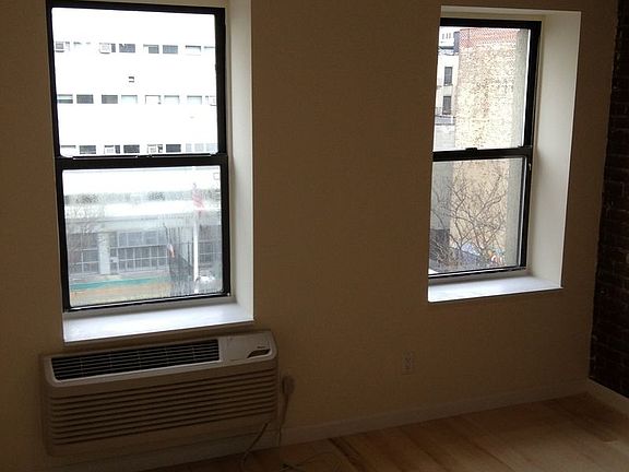 4th image of 416 W 49th St #5A1