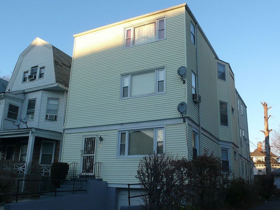 1st image of 206 Park Ave