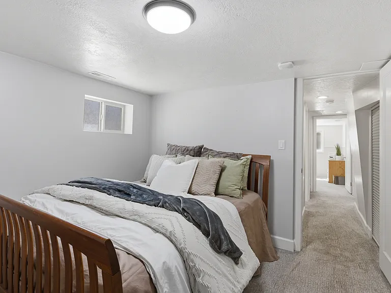 2254 S Texas St — Photo 19
