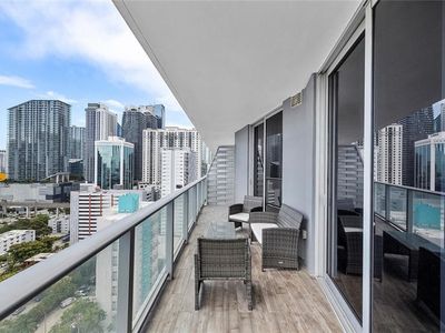 1010 SW 2nd Ave #1907, Miami, FL, 33131