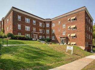 Remodeled Historic Brick Apartments, Omaha, NE 68105