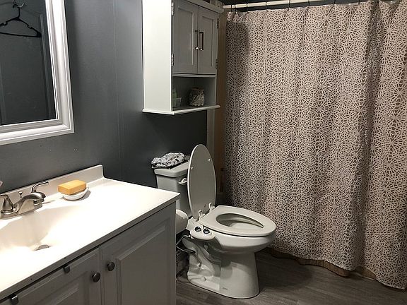 5th image of 6549 Snider Rd