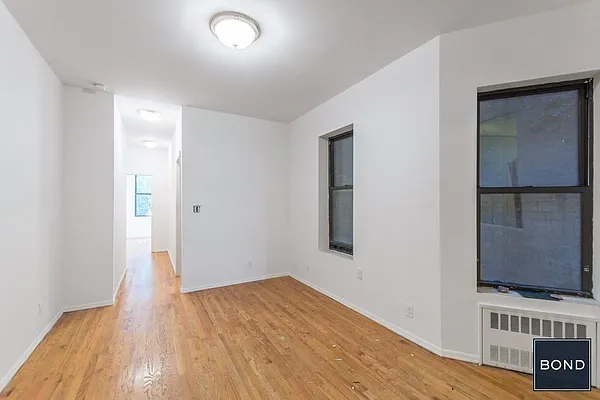 Rented by Bond New York | media 7