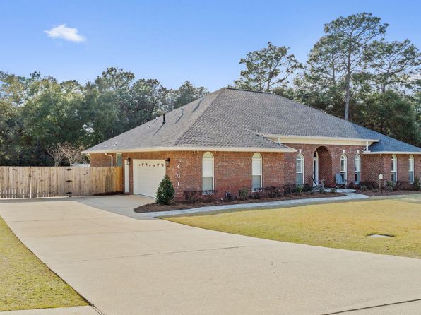 401 Roscommon Blvd, Niceville, FL 32578