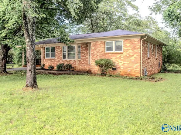 1622 Hampton Rd NW, Huntsville, AL 35816