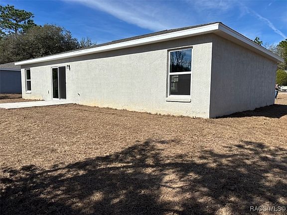 5th image of 2434 W Menores Dr