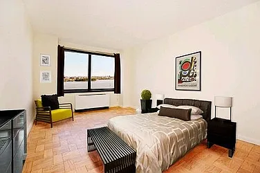 Rented by RELO REDAC INC.