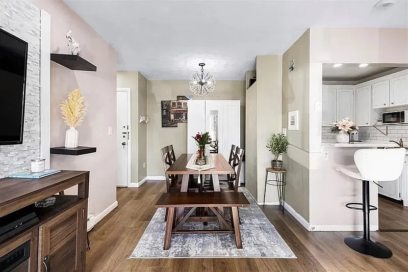 1 bed, 1.0 bath, 635 sqft, $1,610 — Photo 3