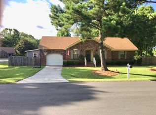 1504 Wakendaw Rd, Mount Pleasant, SC 29464