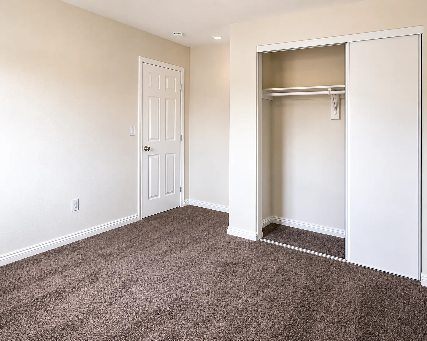 1119 Bahia Ct — Photo 4
