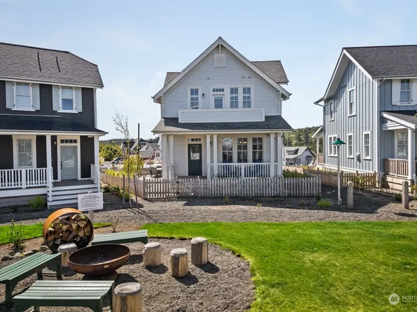 23 Creekview Lane, Pacific Beach, WA 98571