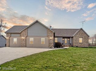 10510 Seymour Rd, Gaines, MI 48436