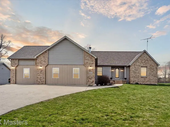 10510 Seymour Rd, Gaines, MI 48436