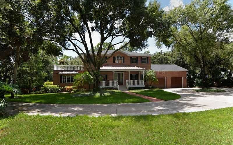 1st image of 2806 Sarasota Golf Club Blvd