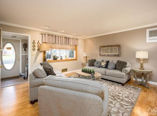 85 Idlewild Rd, Edison, NJ 08817