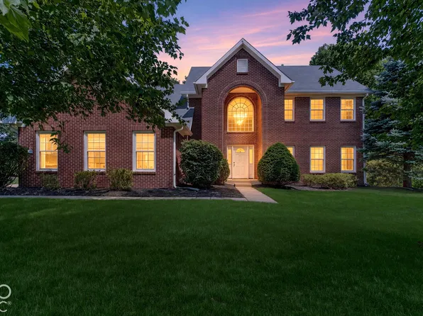 5786 Gyrfalcon Pl, Carmel, IN 46033