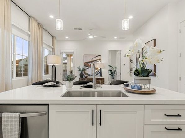 12375 W Van Buren St #B206