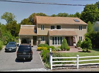 102 Sexton Ave, Westwood, MA 02090