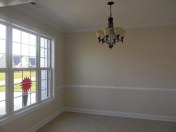 Formal Dining