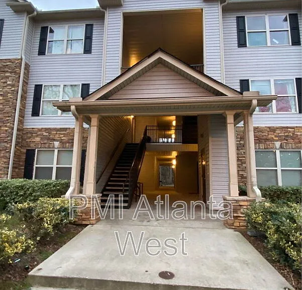 4203 Fairington Club Dr — Photo 2