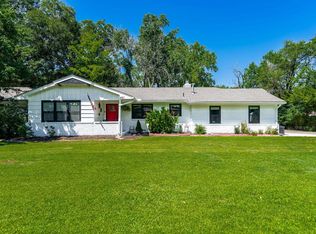 421 S Howe St, Wichita, KS 67209