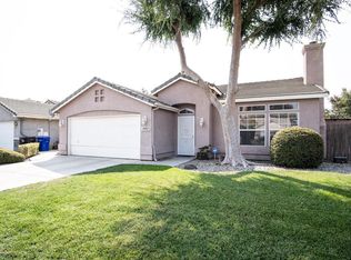 1985 W Wall Ave, Porterville, CA 93257