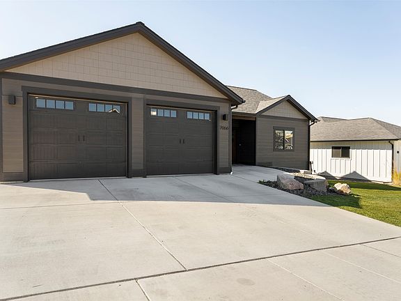 5th image of 7066 Max Dr