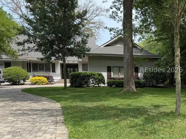 10 Market Place Dr, Hilton Head Island, SC 29928