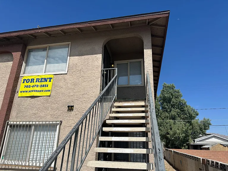 2420 Ellis St #C — Photo 5