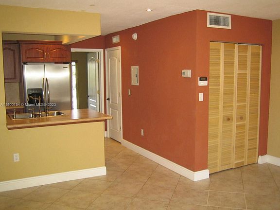 4th image of 10824 N Kendall Dr #S26