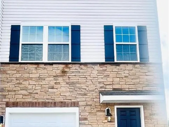 8332 Alexander Court Upper, Breinigsville, PA 18031