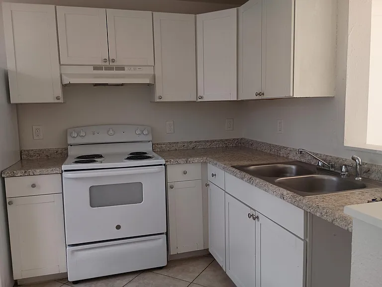 203 Southland Dr #A — Photo 7