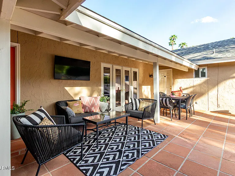 14425 N Coral Gables Dr — Photo 51