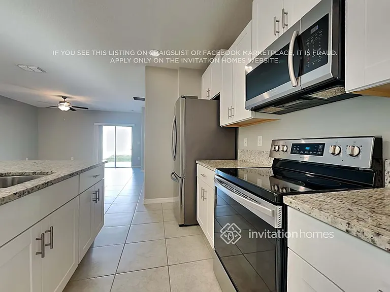 11908 Miracle Mile Dr — Photo 5