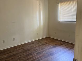 4301 Holly Tree Rd, Wilmington, NC 28412